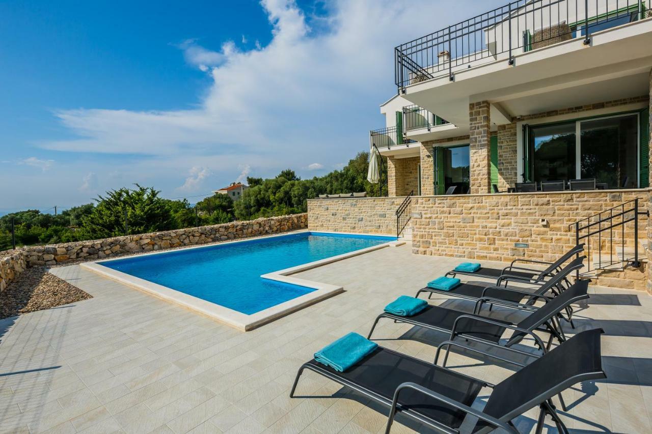 Villa Bramasole Lun Novalja Exterior photo